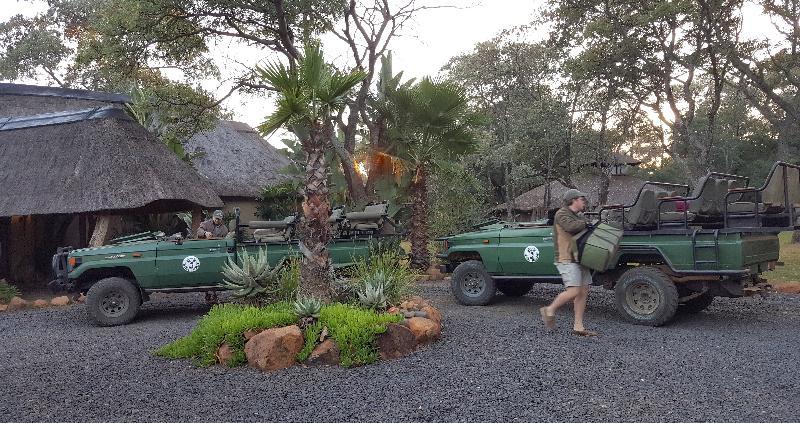 Mziki Safari Lodge Beestekraal  Екстер'єр фото